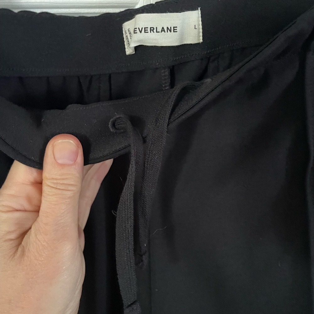 Everlane Women’s Elastic Waist  “Dream Pant” Classic Black Size Large - Picture 5 of 6